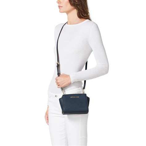 michael kors selma small